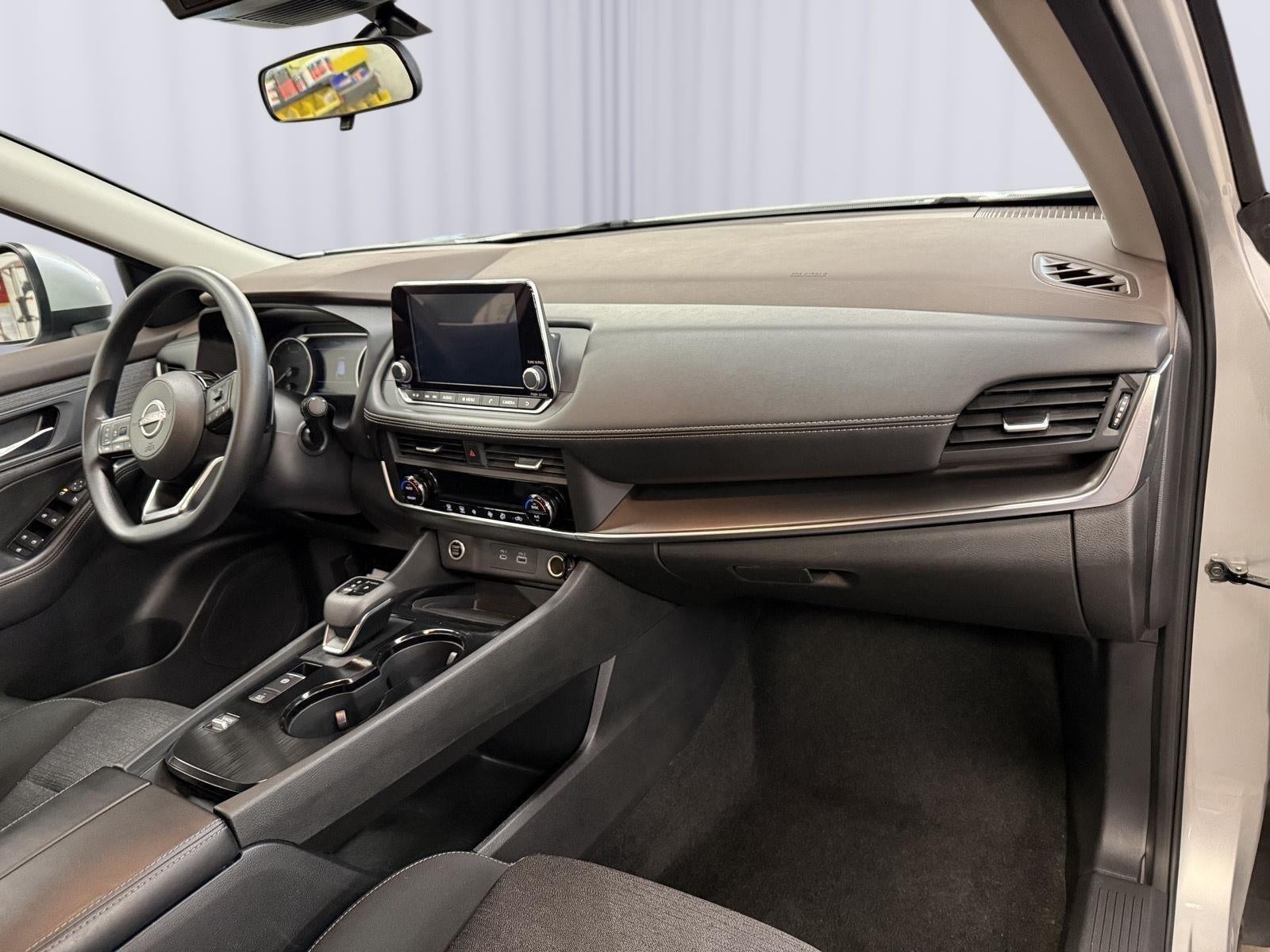 2023 Nissan Rogue SV FWD