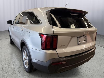 2022 Kia Sorento LX