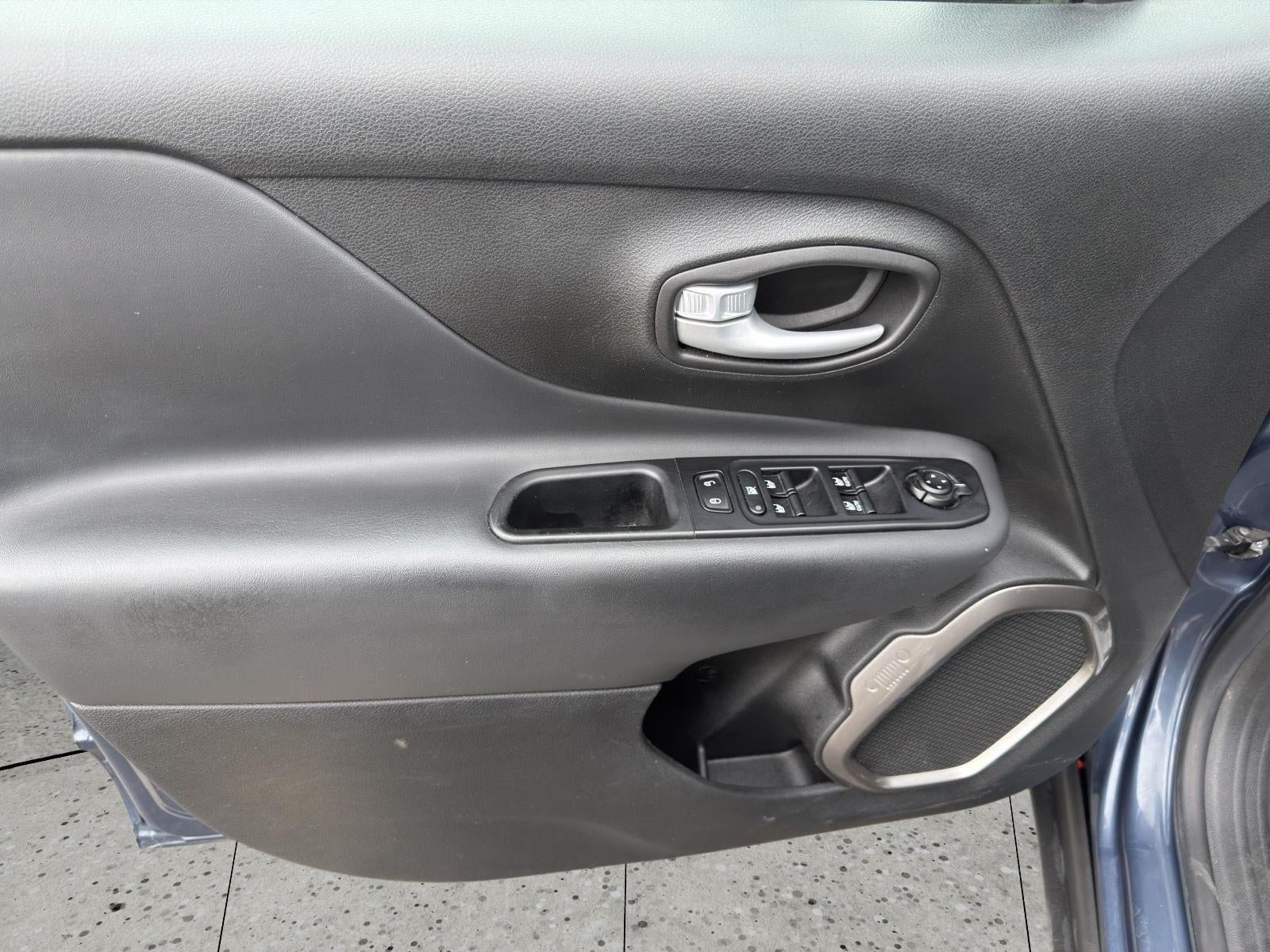 2023 Jeep Renegade Latitude 4x4