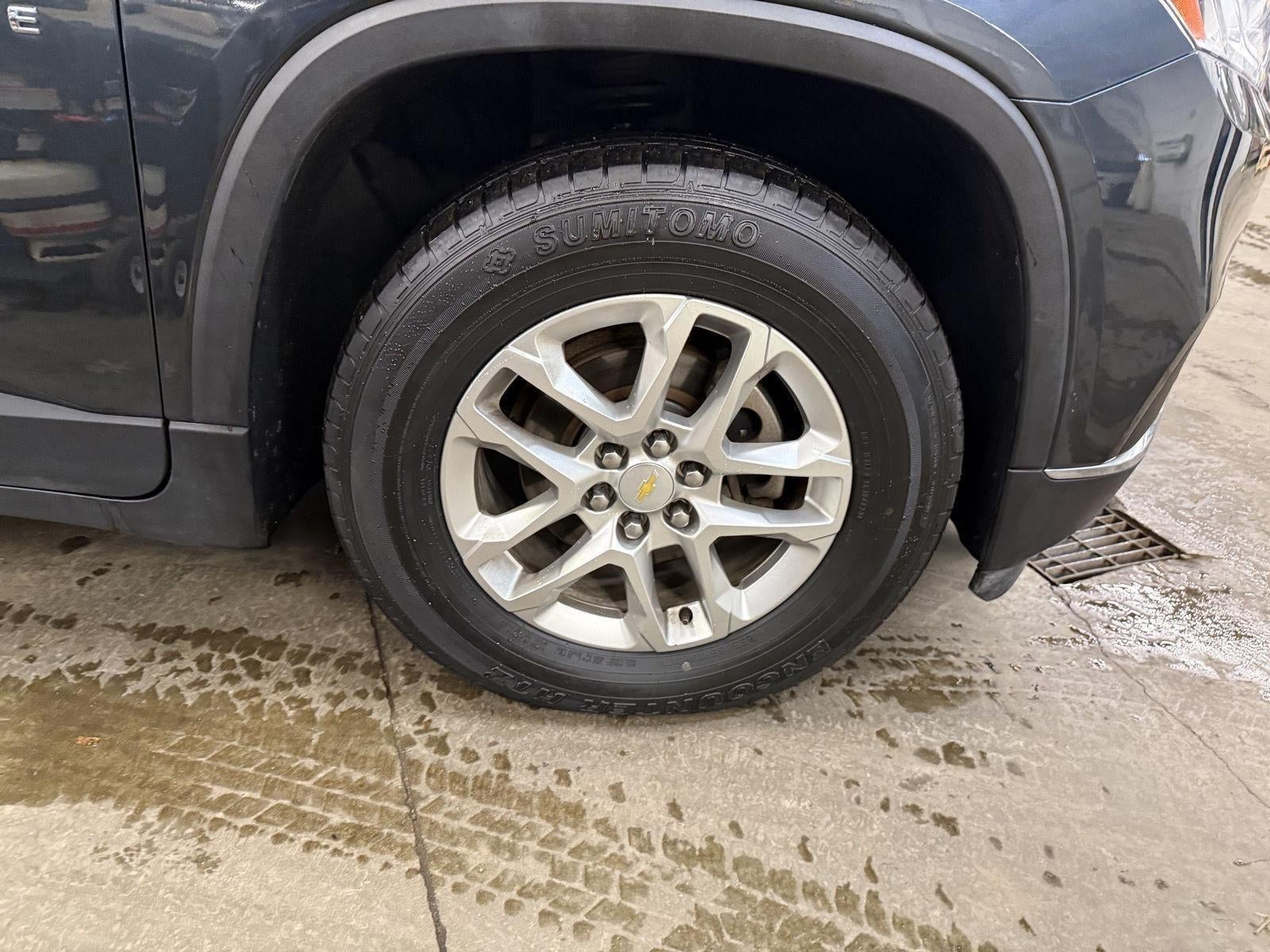 2020 Chevrolet Traverse LT Cloth