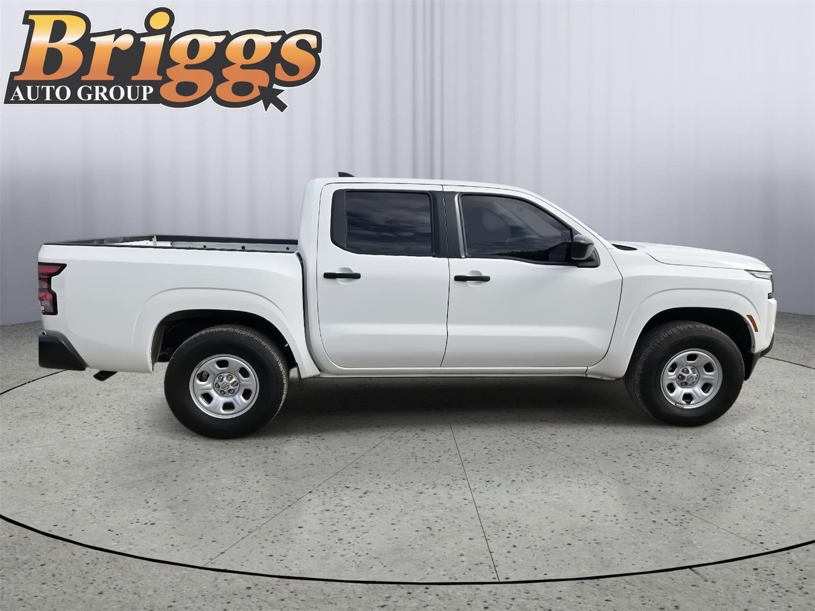 2024 Nissan Frontier S