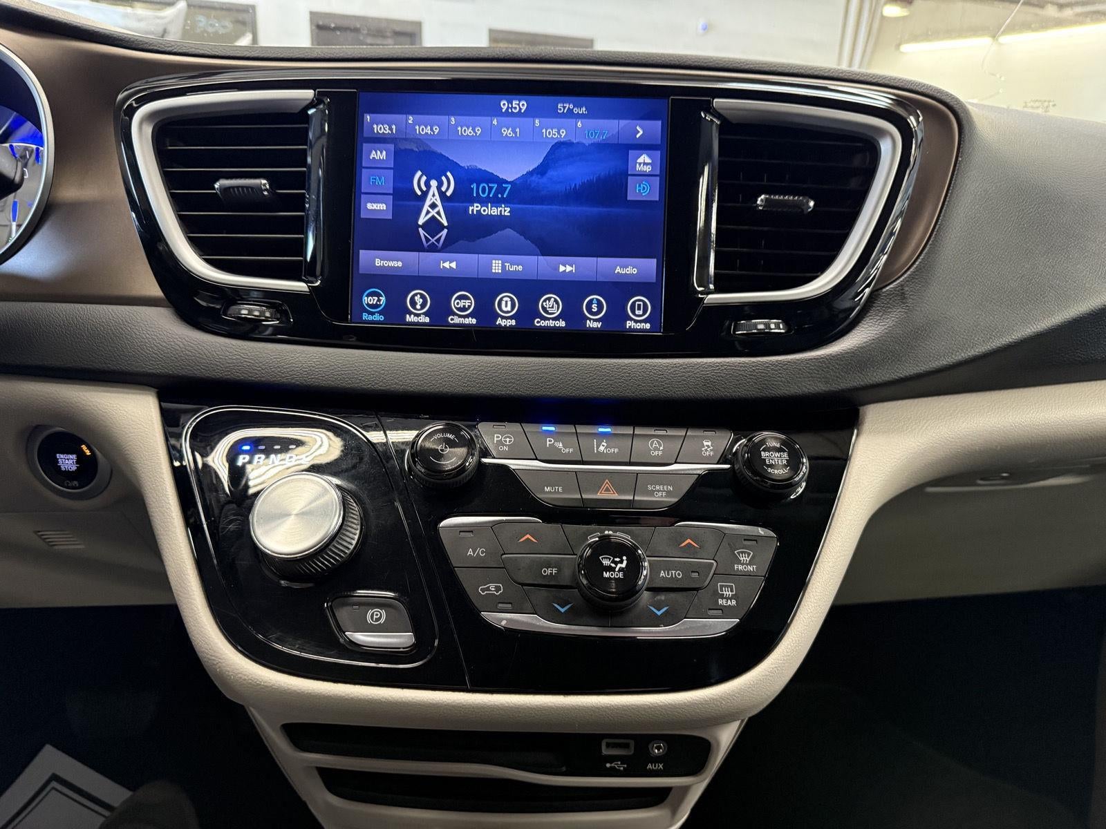 2019 Chrysler Pacifica Touring L