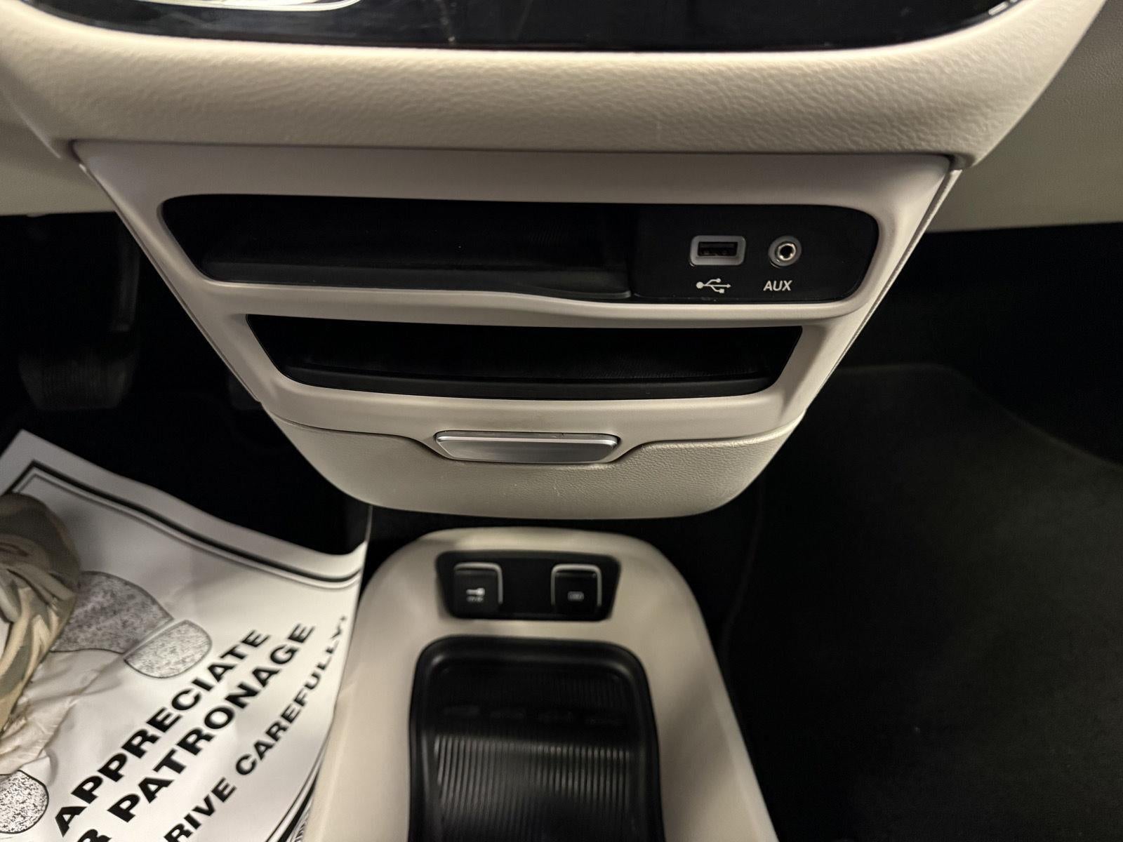 2019 Chrysler Pacifica Touring L