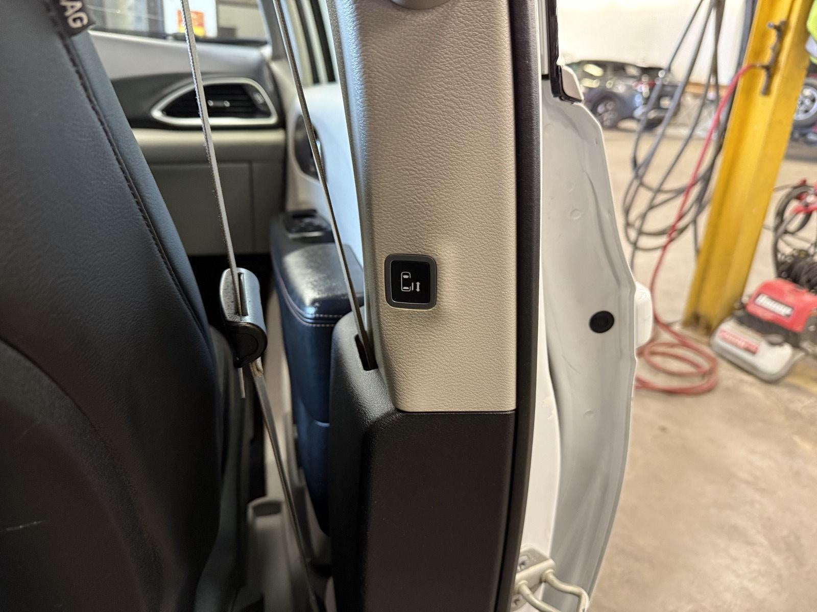 2019 Chrysler Pacifica Touring L