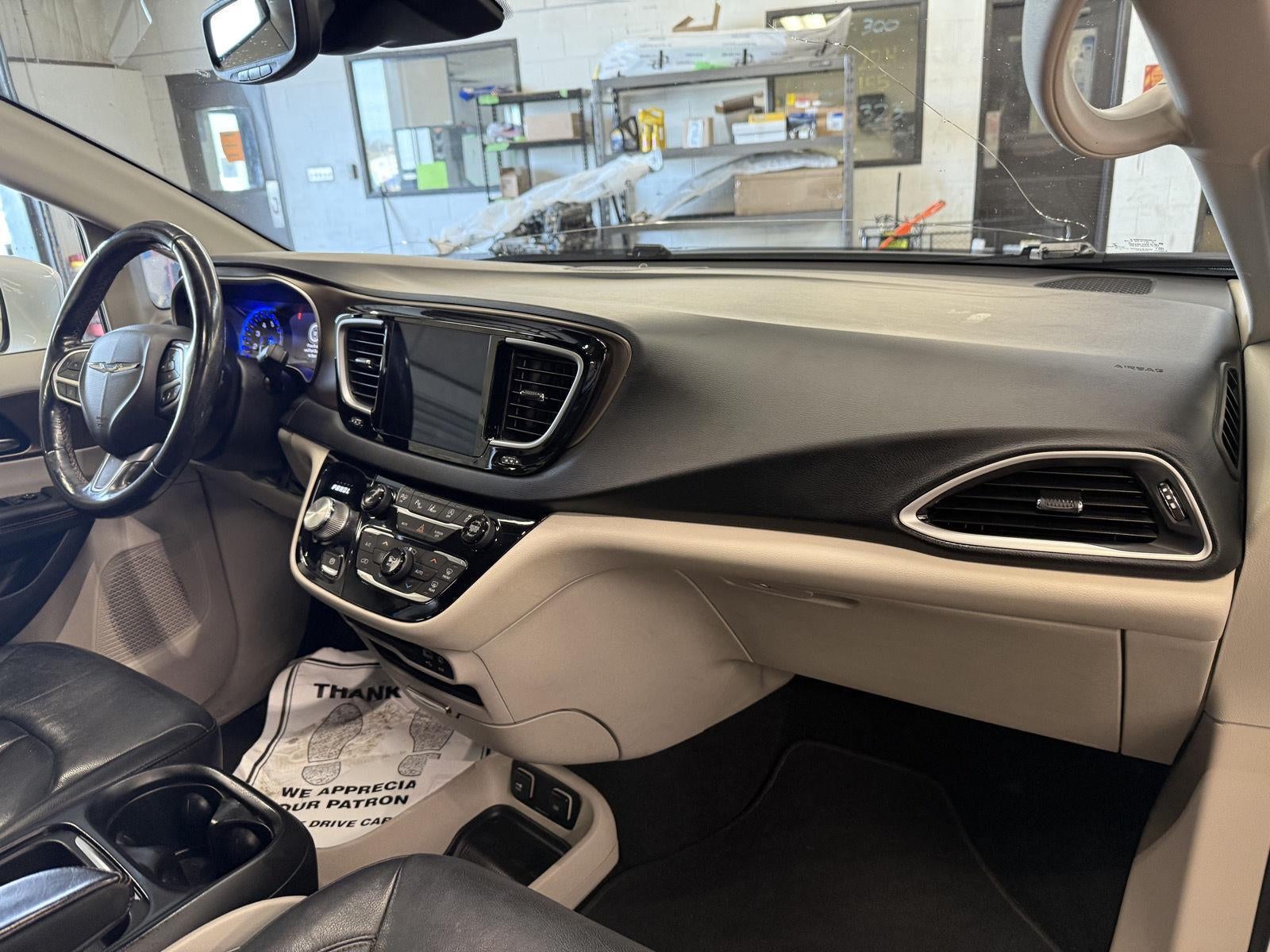 2019 Chrysler Pacifica Touring L