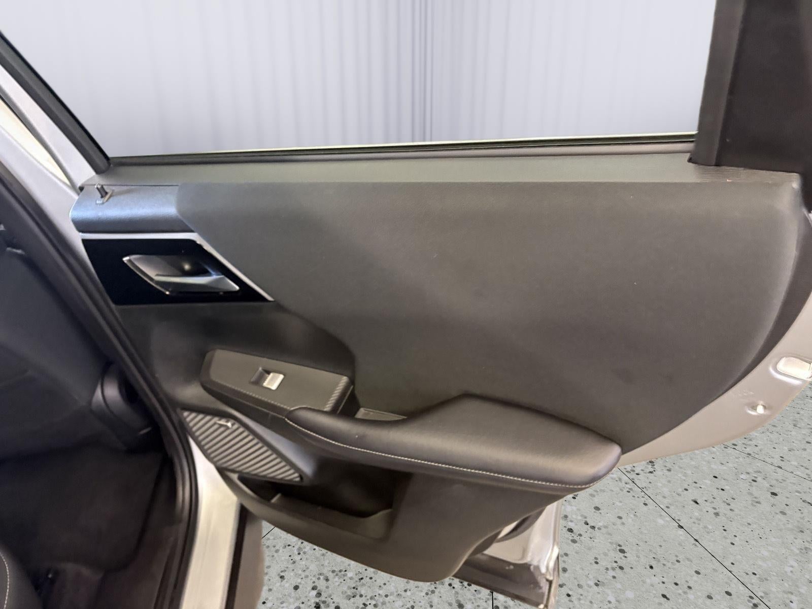 2025 Mitsubishi Outlander ES