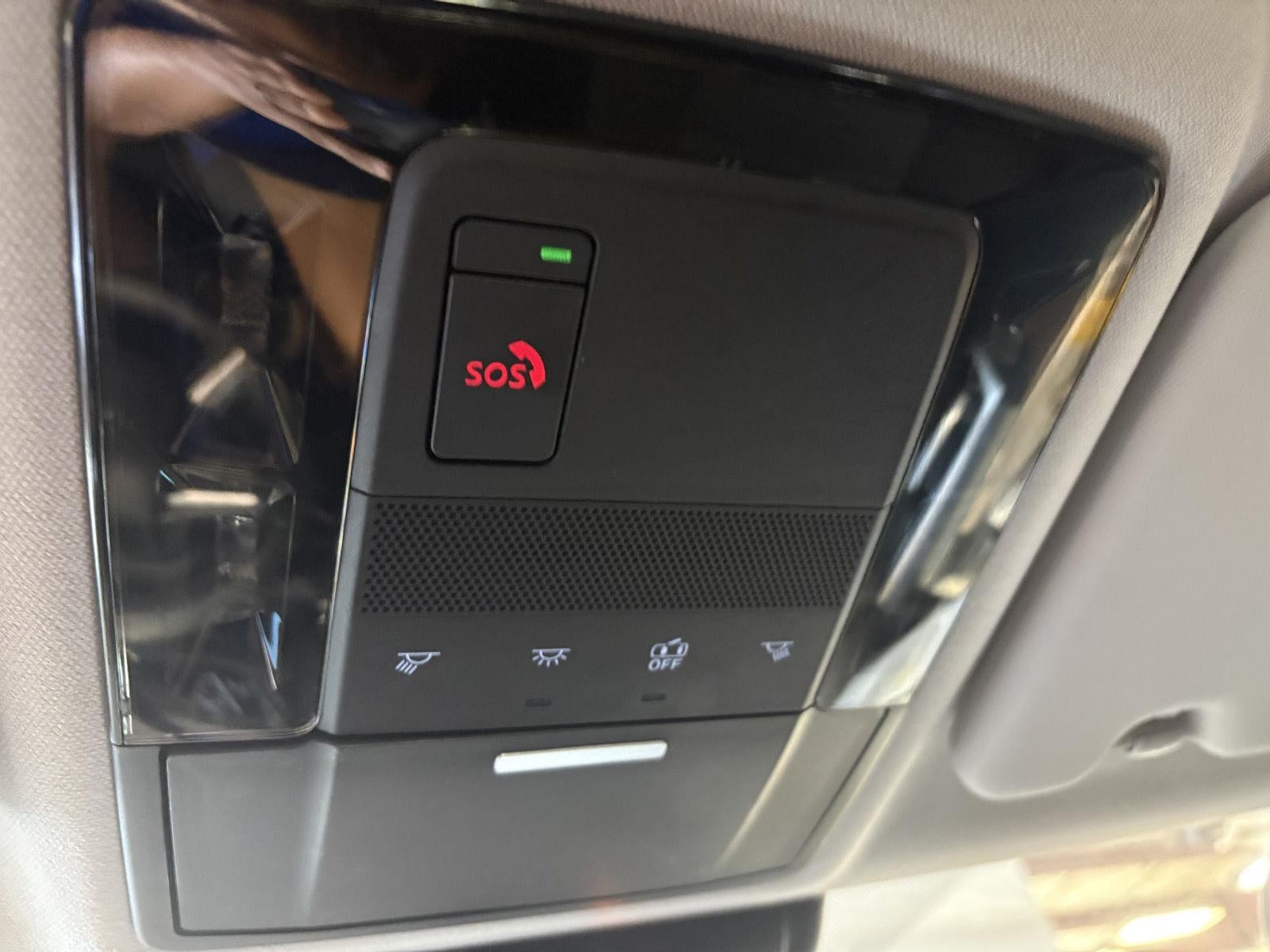 2025 Mitsubishi Outlander ES