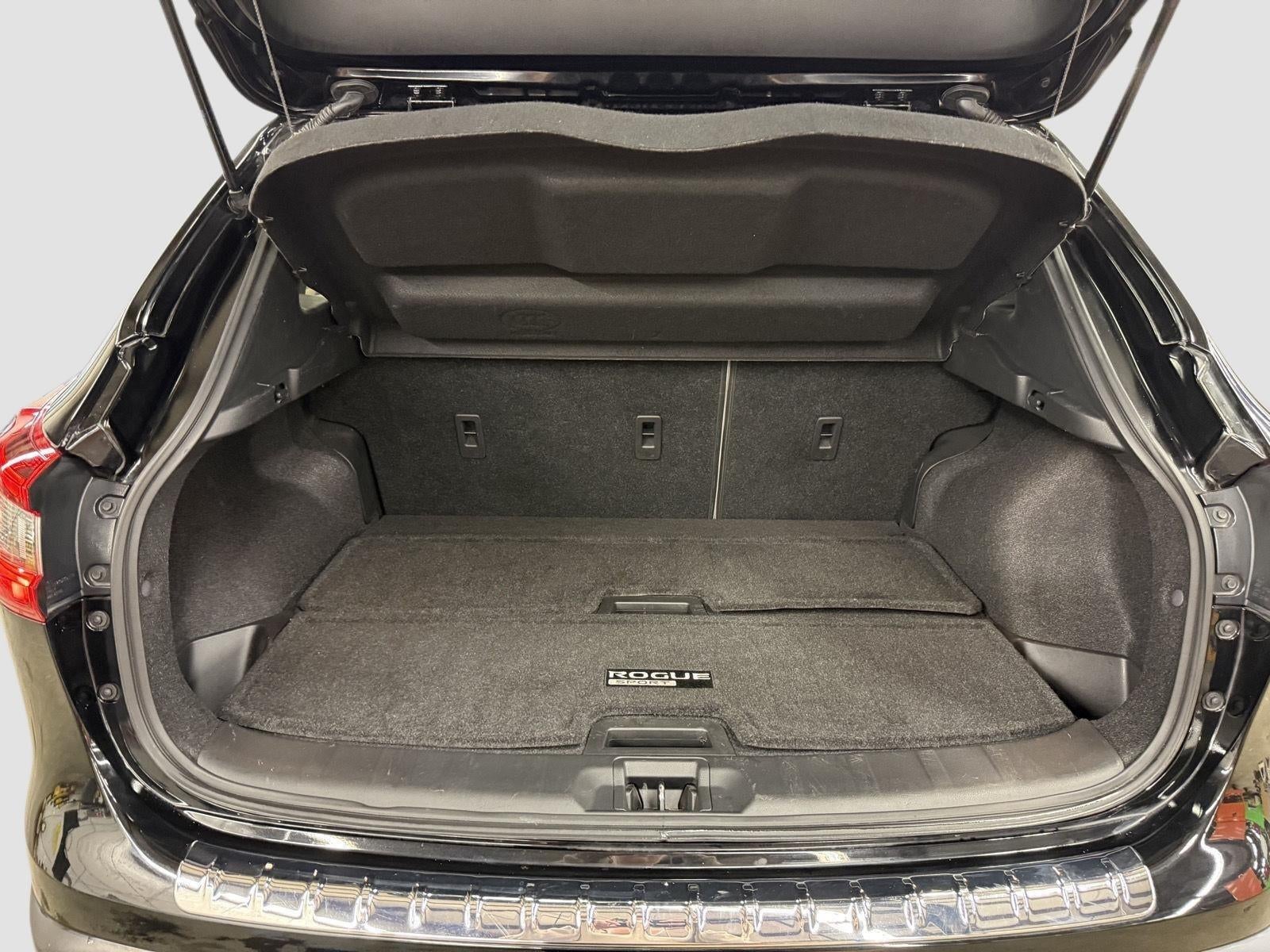 2022 Nissan Rogue Sport SL