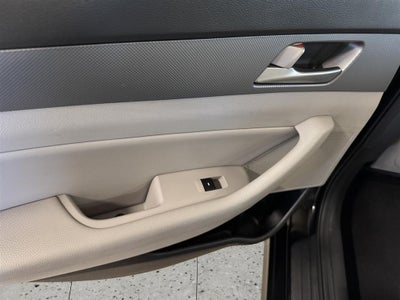 2018 Hyundai Sonata Hybrid SE