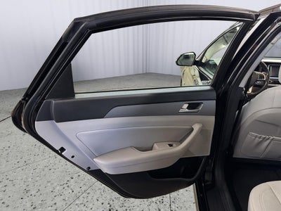 2018 Hyundai Sonata Hybrid SE