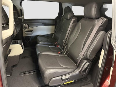 2023 Kia Carnival LX