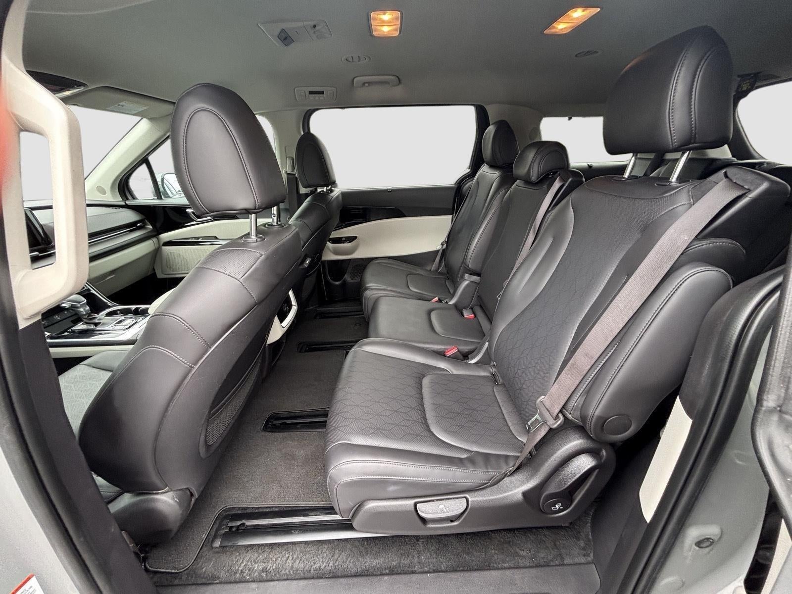 2024 Kia Carnival EX