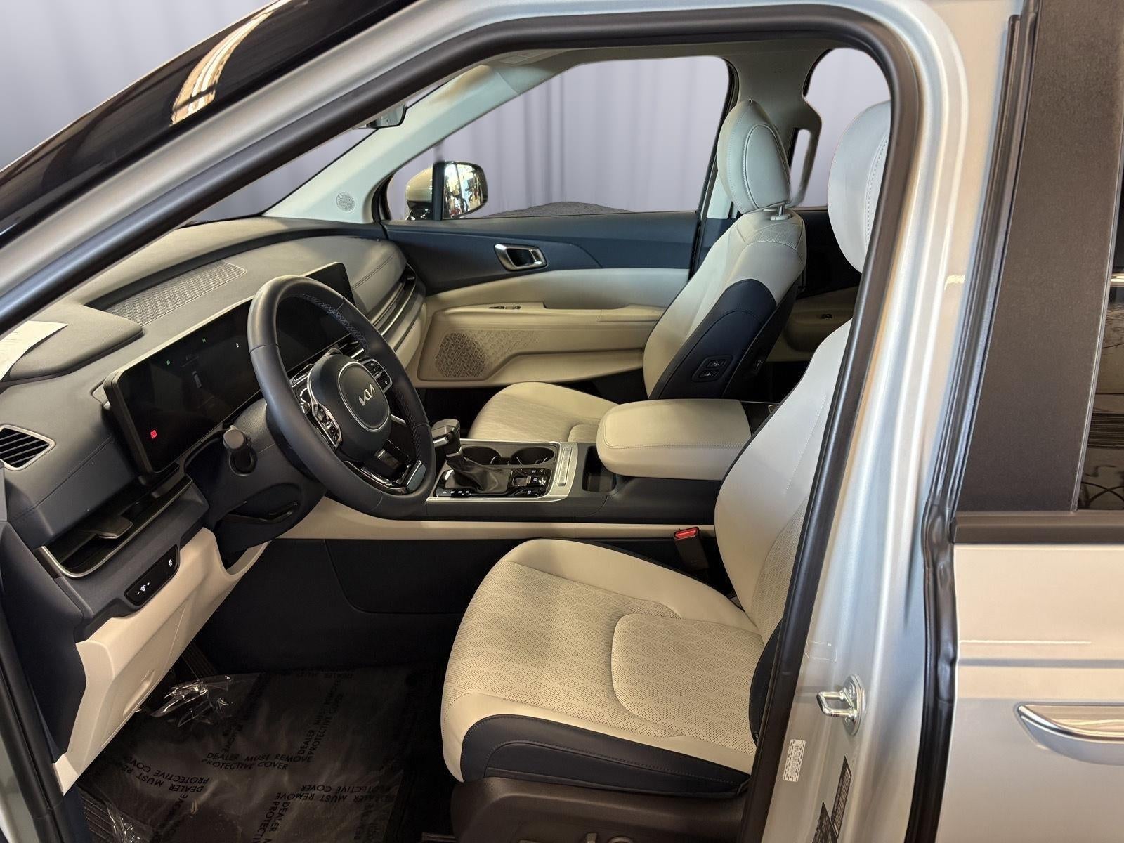 2026 Kia Carnival EX