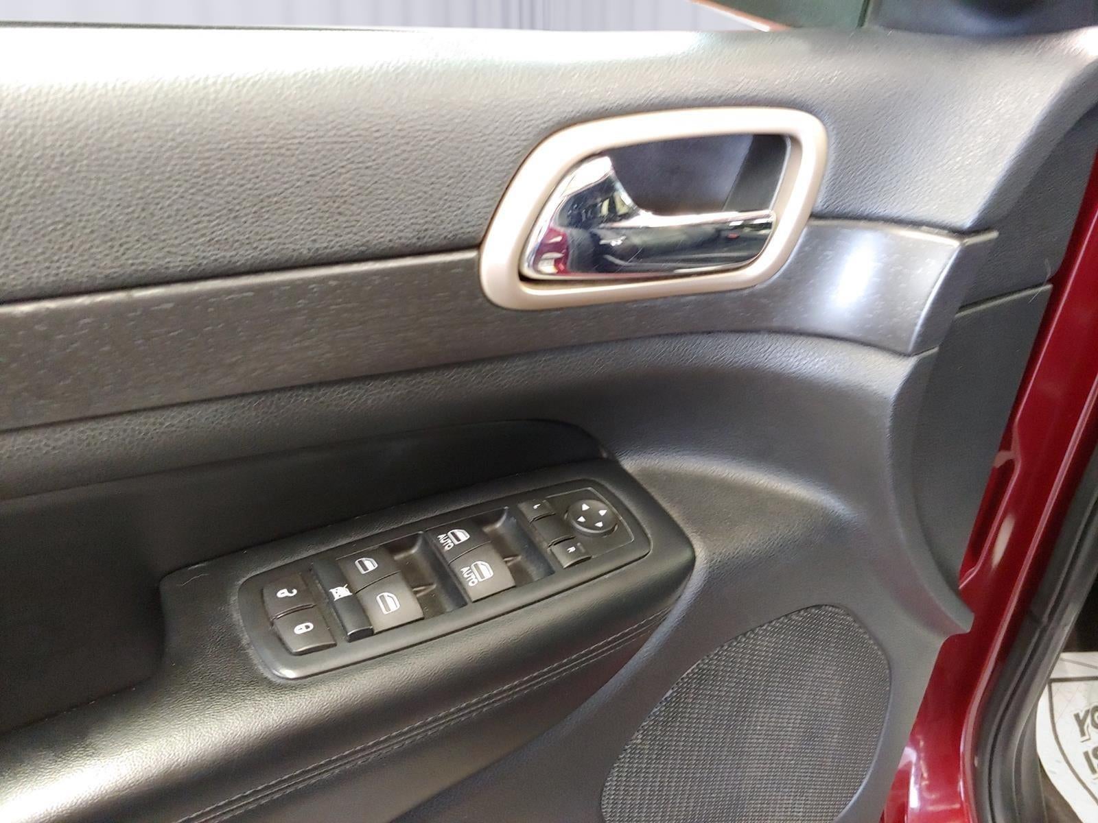 2016 Jeep Grand Cherokee Laredo