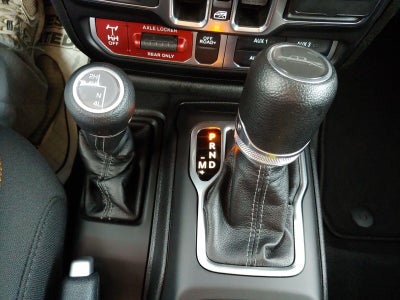 2026 Jeep GLADIATOR MOJAVE