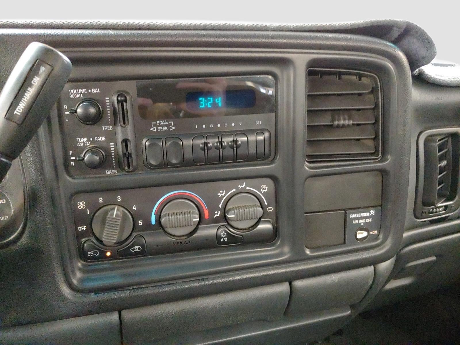 2002 Chevrolet Silverado 2500HD Base
