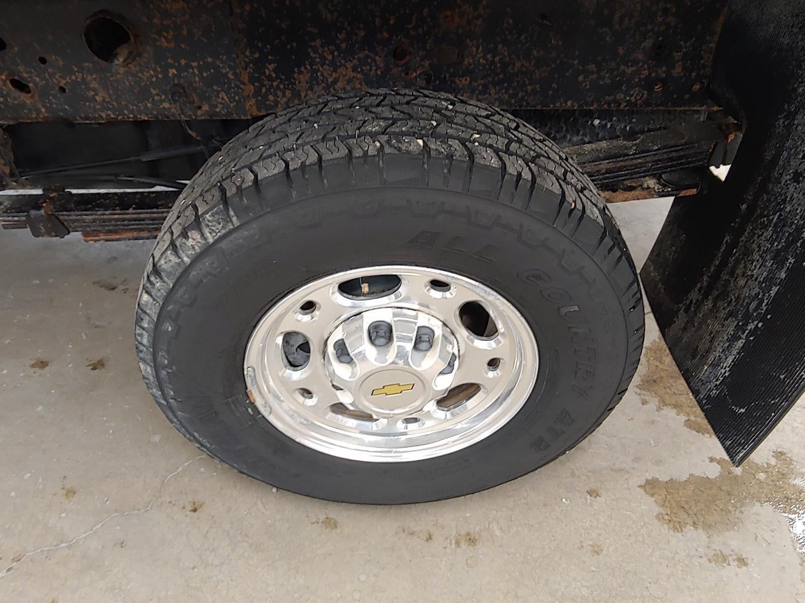 2002 Chevrolet Silverado 2500HD Base