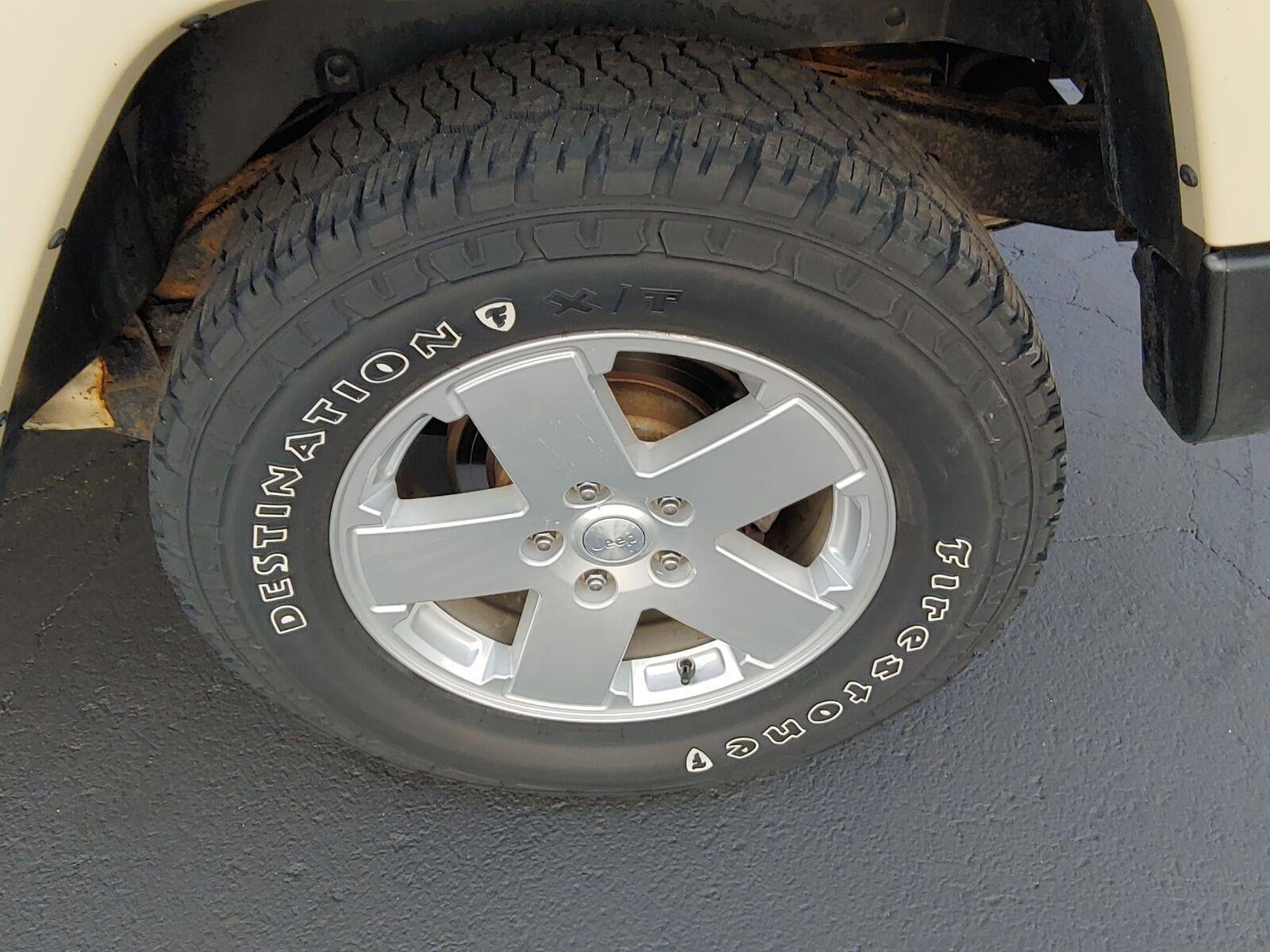 2011 Jeep Wrangler Unlimited Sahara