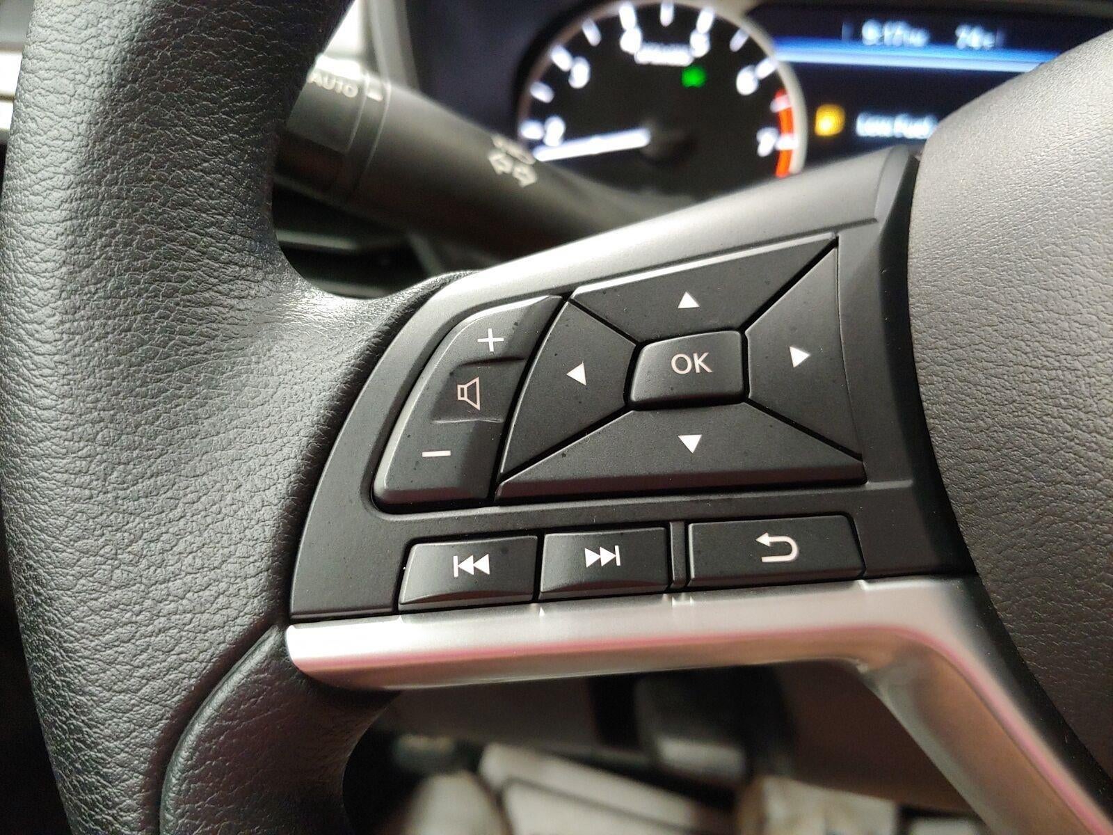 2025 Nissan Altima SV - Photo 15