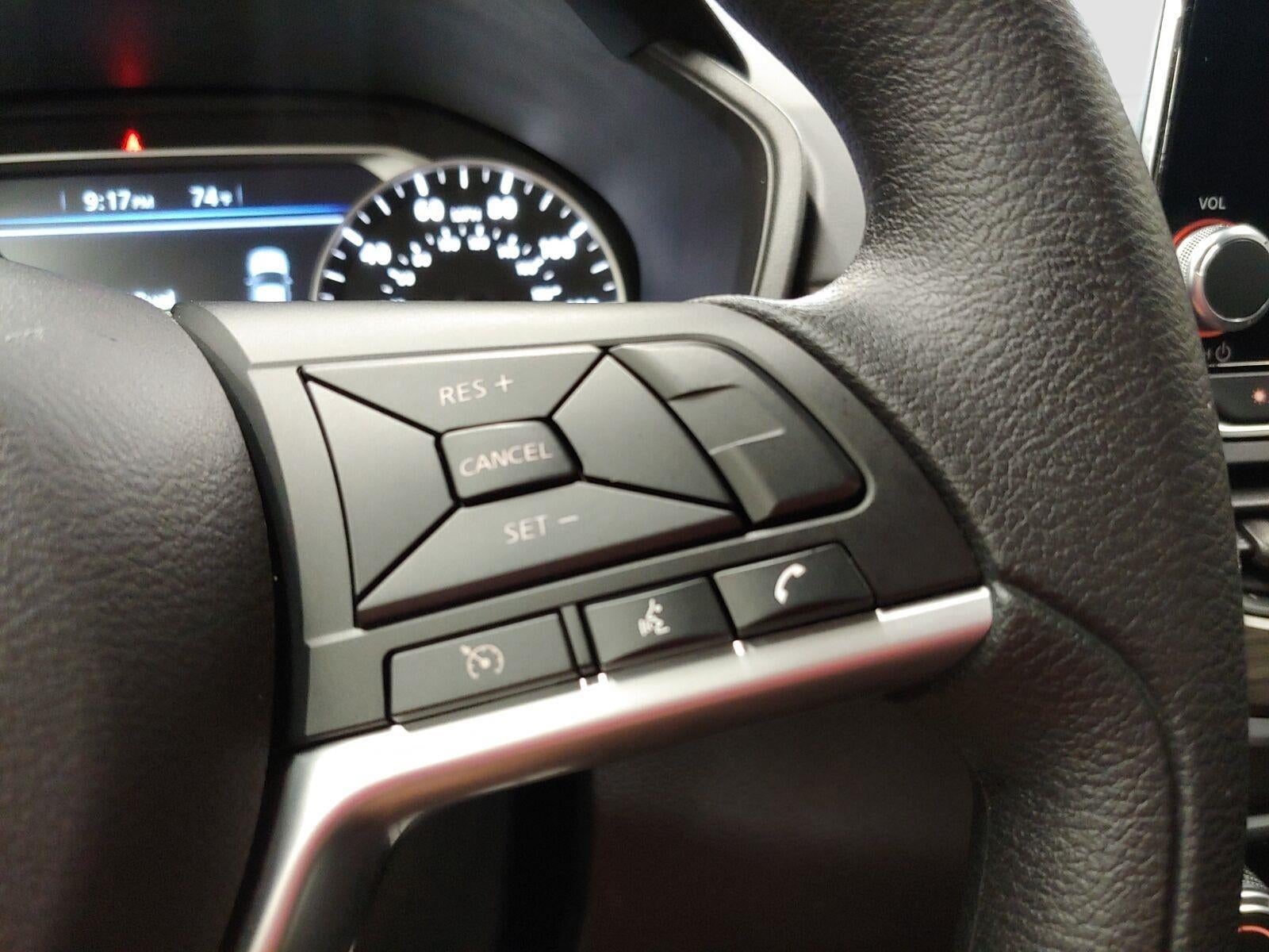 2025 Nissan Altima SV - Photo 16