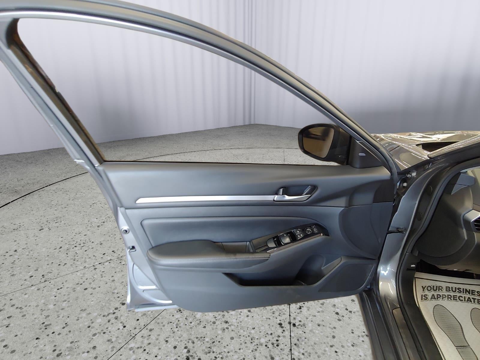 2024 Nissan Altima 2.5 SL