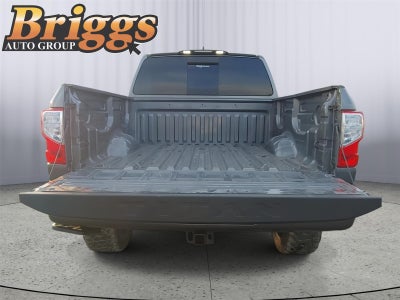 2022 Nissan Titan SV