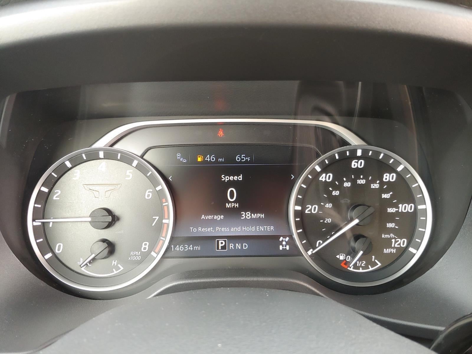 2024 Nissan Titan SV