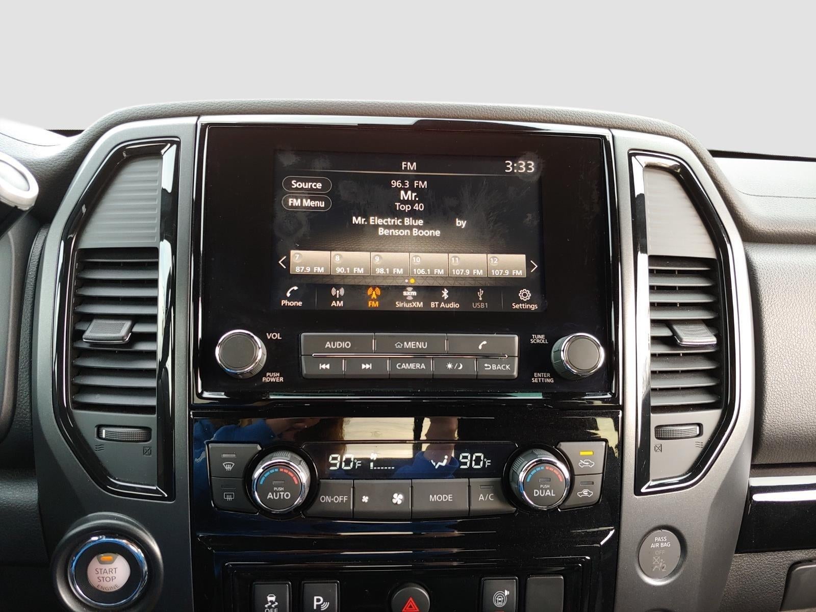 2024 Nissan Titan SV