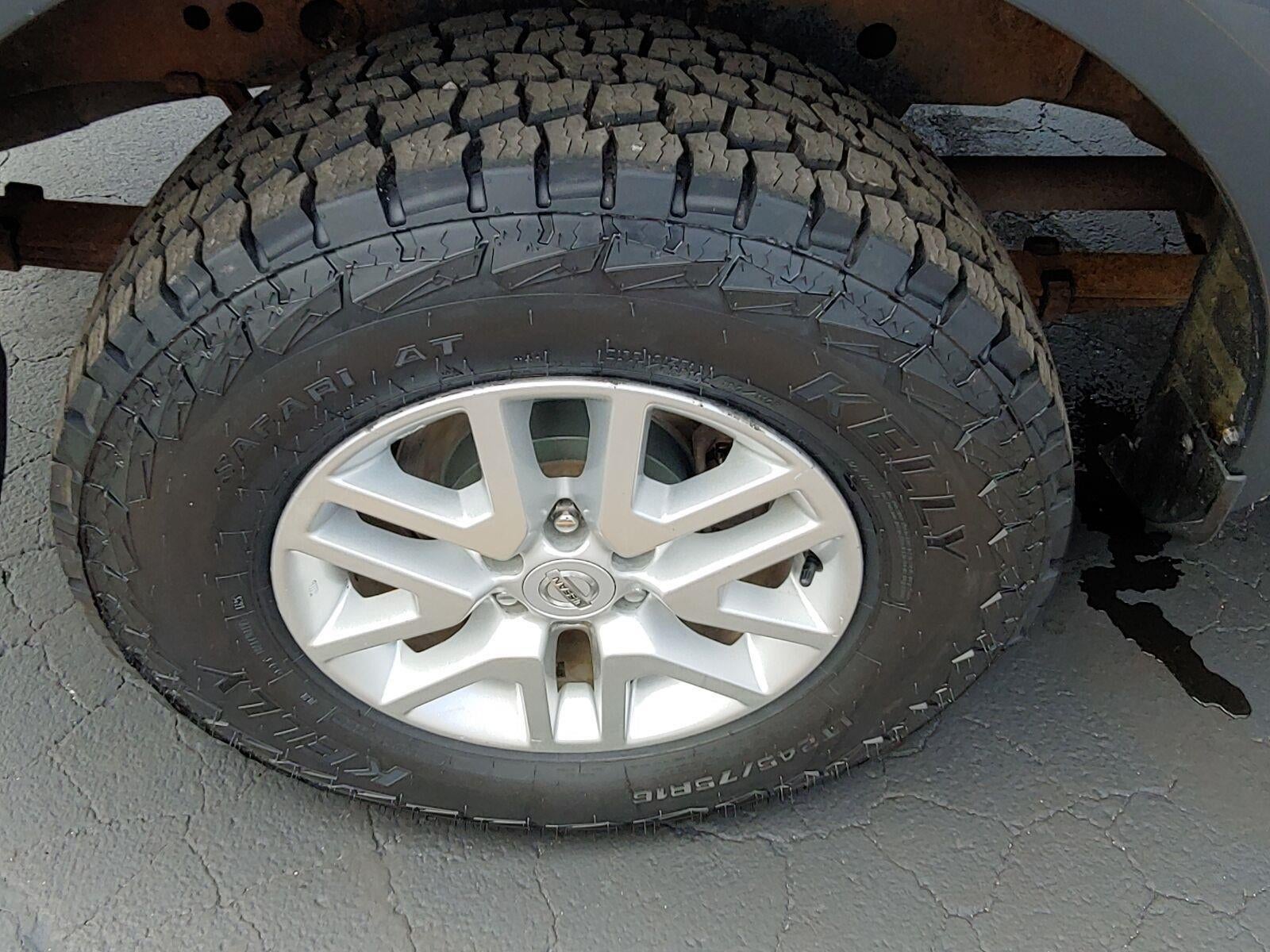 2014 Nissan Frontier SV