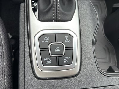 2027 Nissan Frontier Crew Cab SV