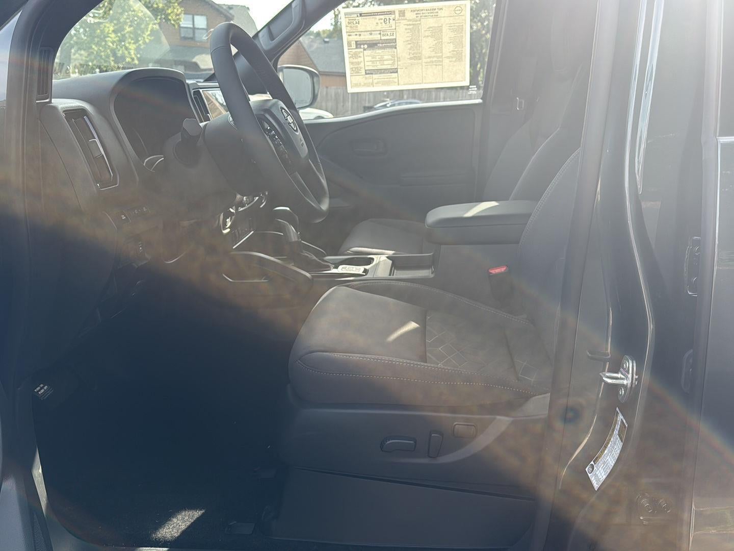 2027 Nissan Frontier SV