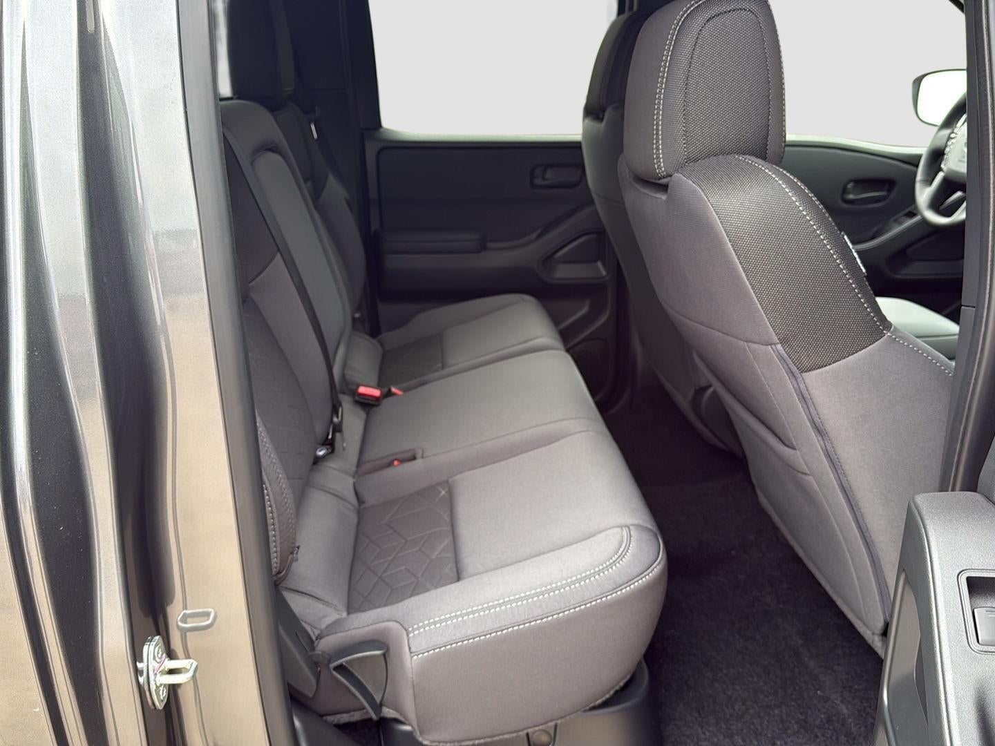 2027 Nissan Frontier Crew Cab SV