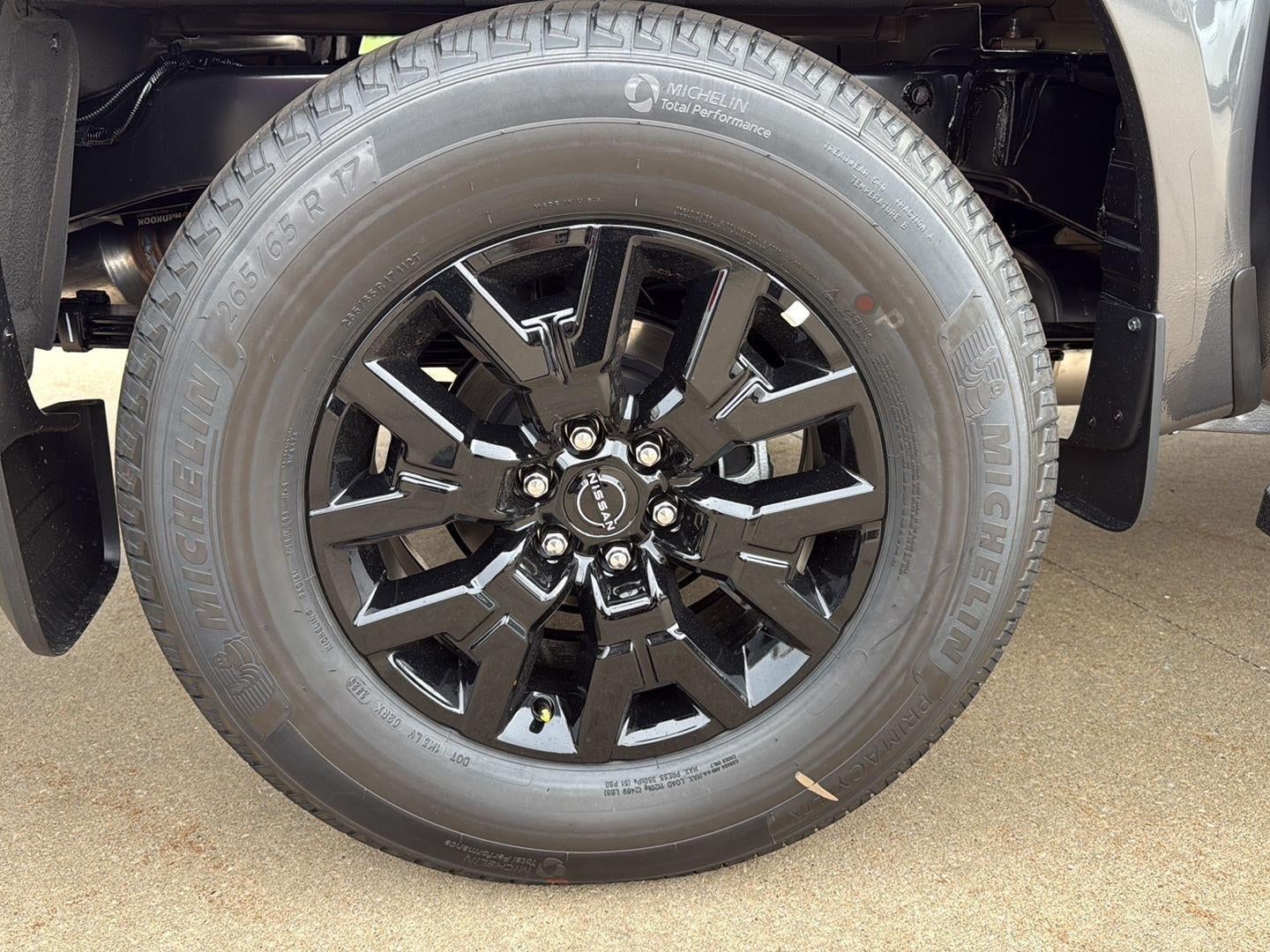 2027 Nissan Frontier Crew Cab SV