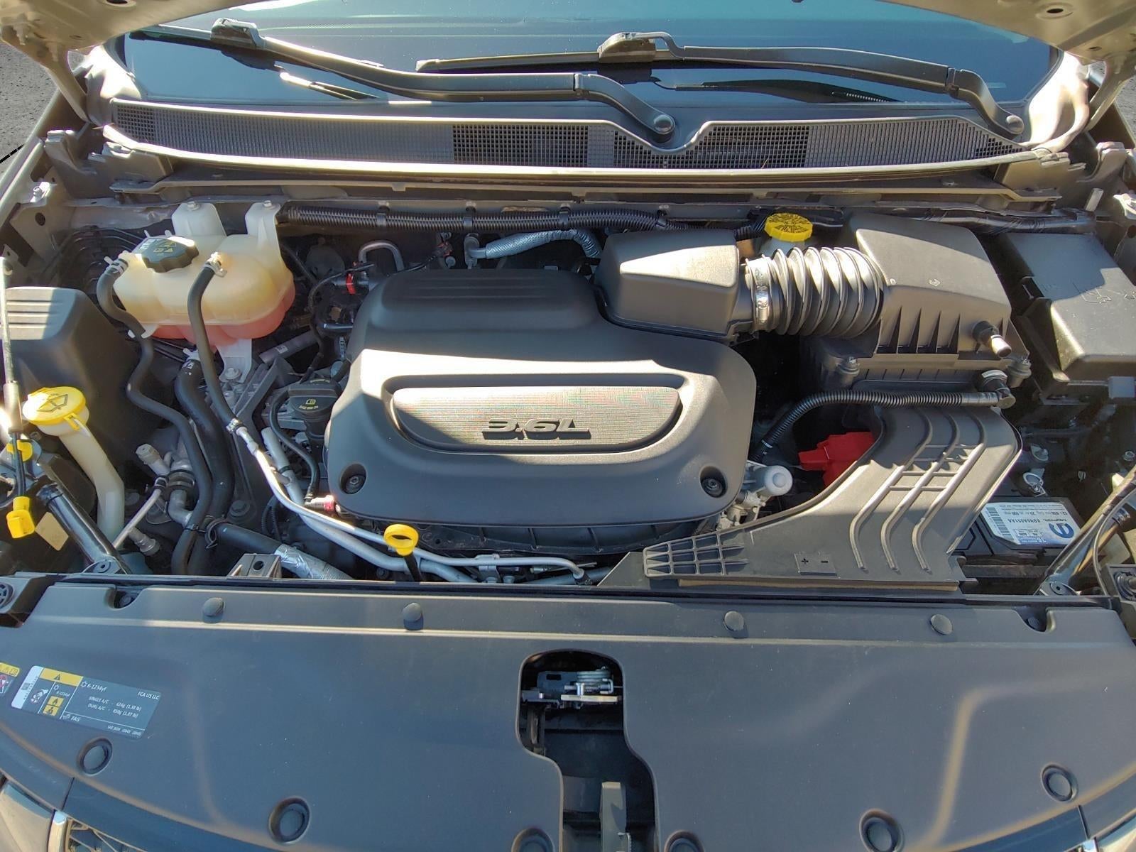 2022 Chrysler Pacifica Touring-L