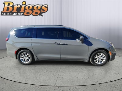 2022 Chrysler Pacifica Touring-L