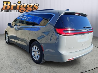 2022 Chrysler Pacifica Touring-L