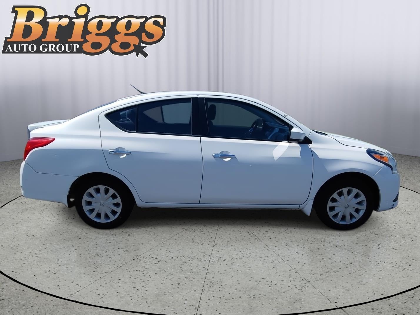 2018 Nissan Versa Sedan SV