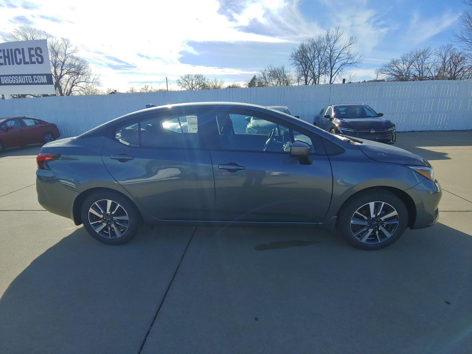 2025 Nissan Versa SV