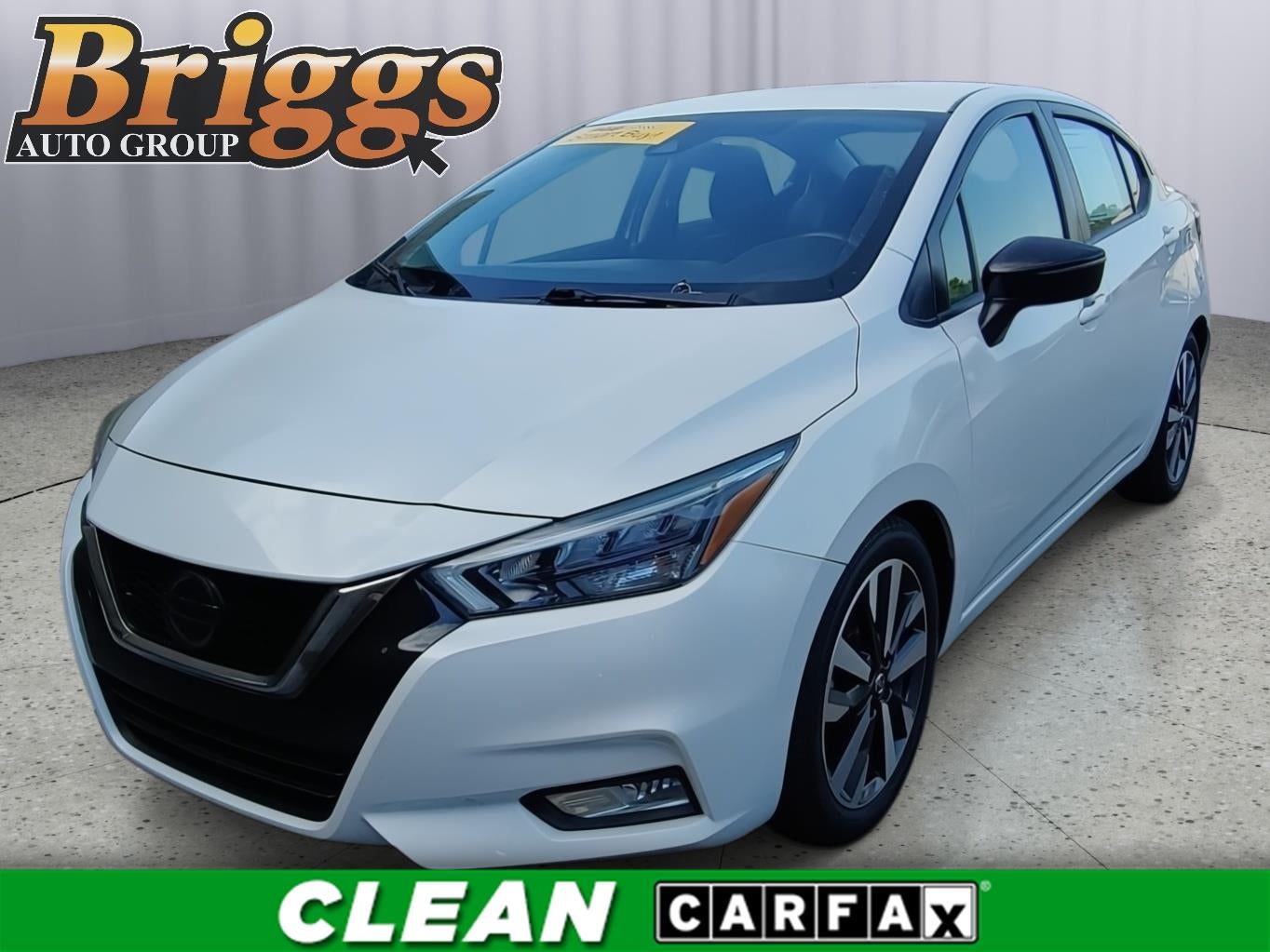 2020 Nissan Versa 1.6 SR CVT's photo