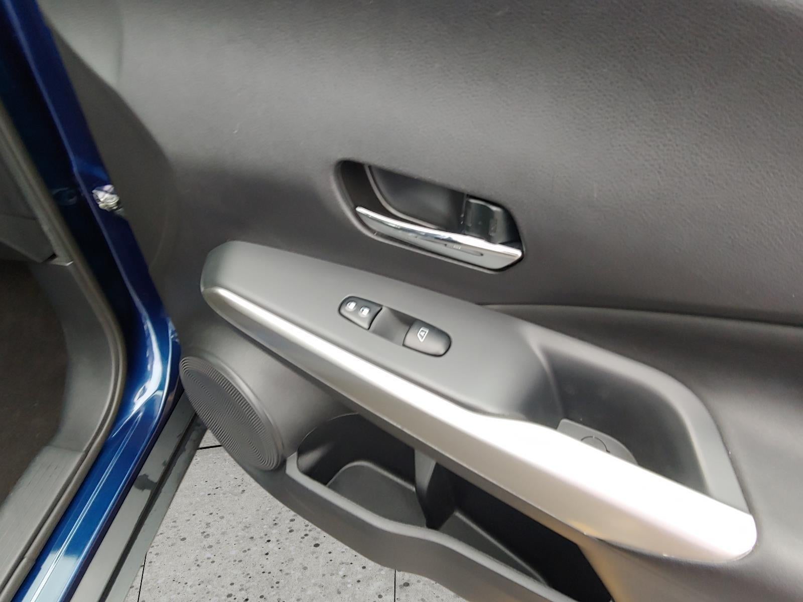 2019 Nissan Kicks SR