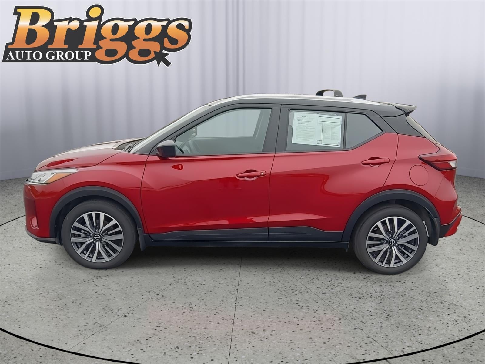 2022 Nissan Kicks SV