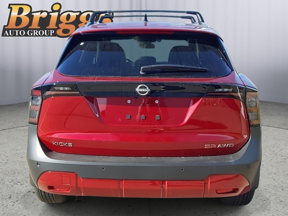 2026 Nissan Kicks SR