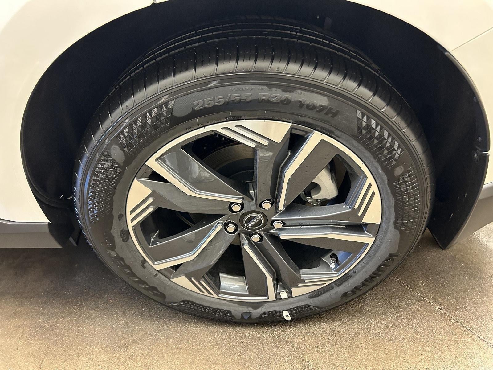 2025 Nissan Murano SV