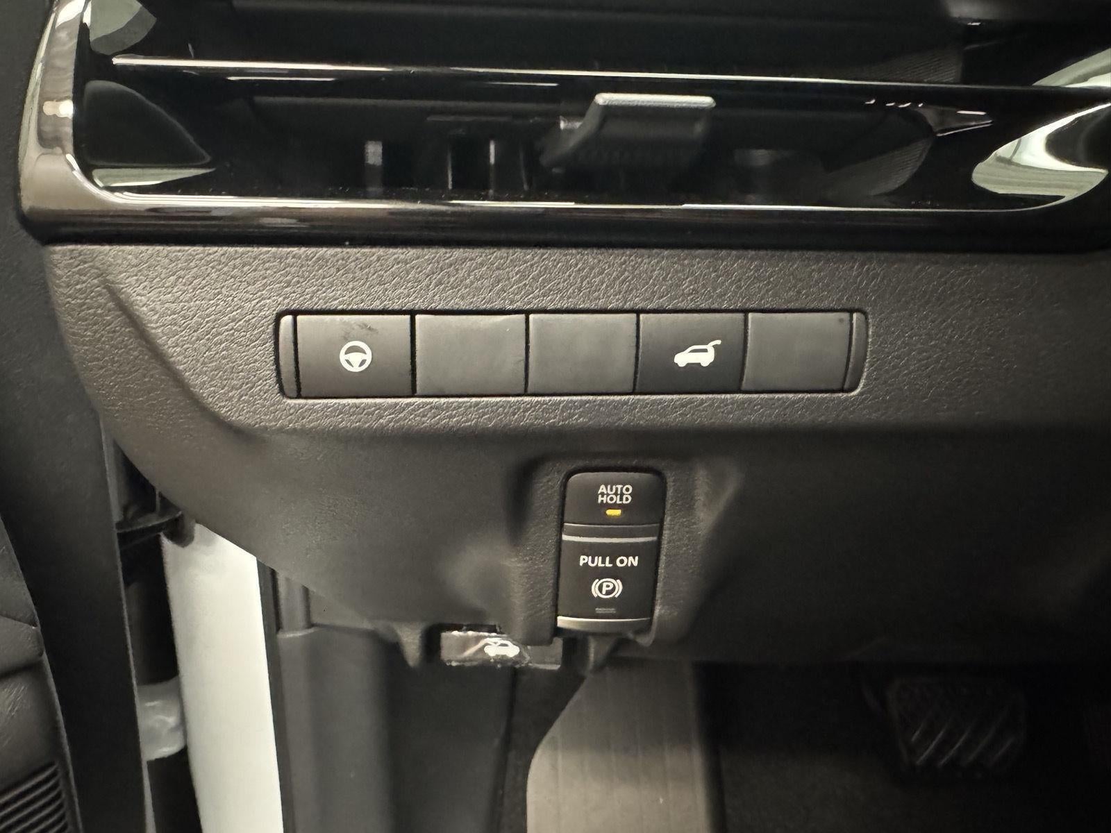 2025 Nissan Murano SV