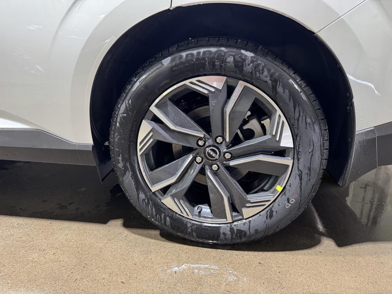 2025 Nissan Murano SL