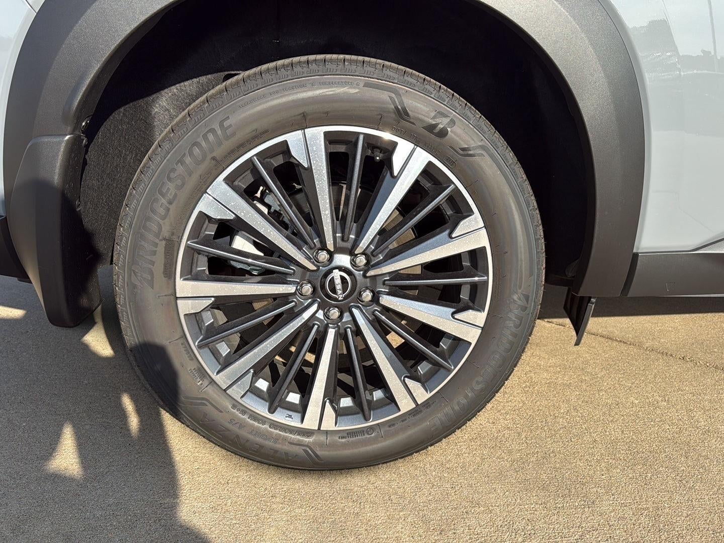 2026 Nissan Pathfinder Platinum - Photo 29