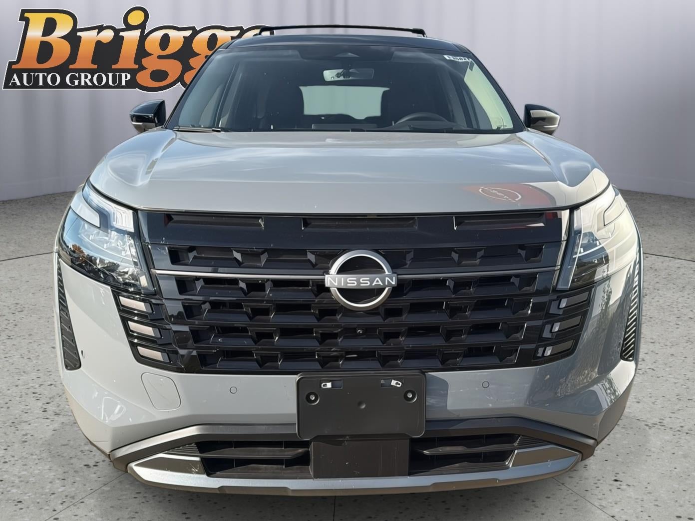 2026 Nissan Pathfinder Platinum - Photo 8