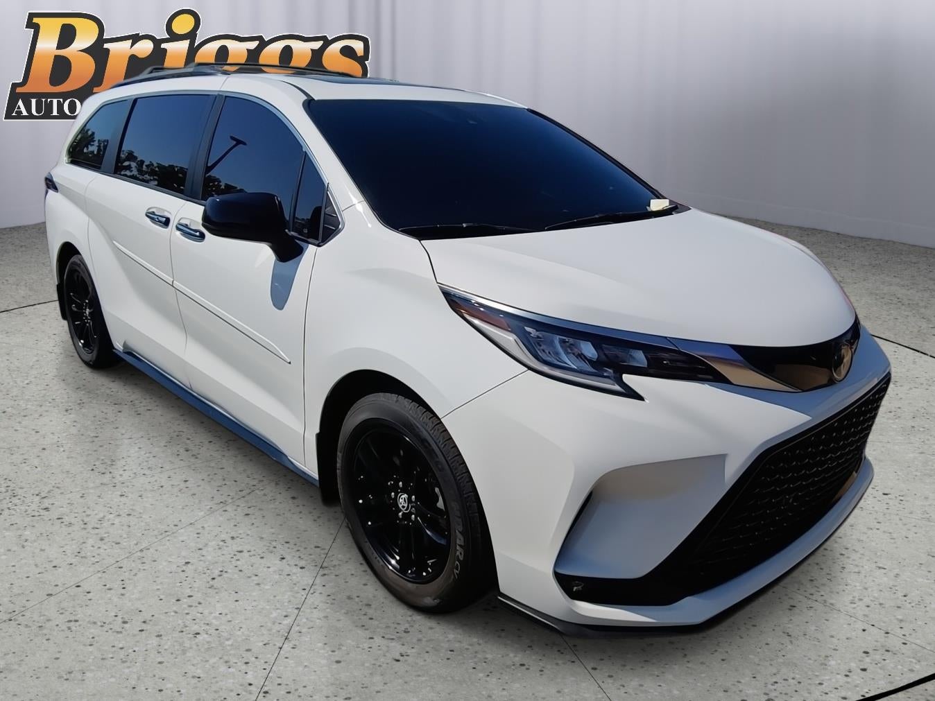2023 Toyota Sienna XSE