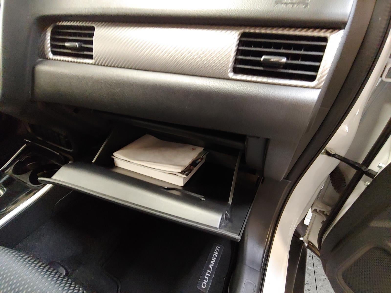 2017 Mitsubishi Outlander ES