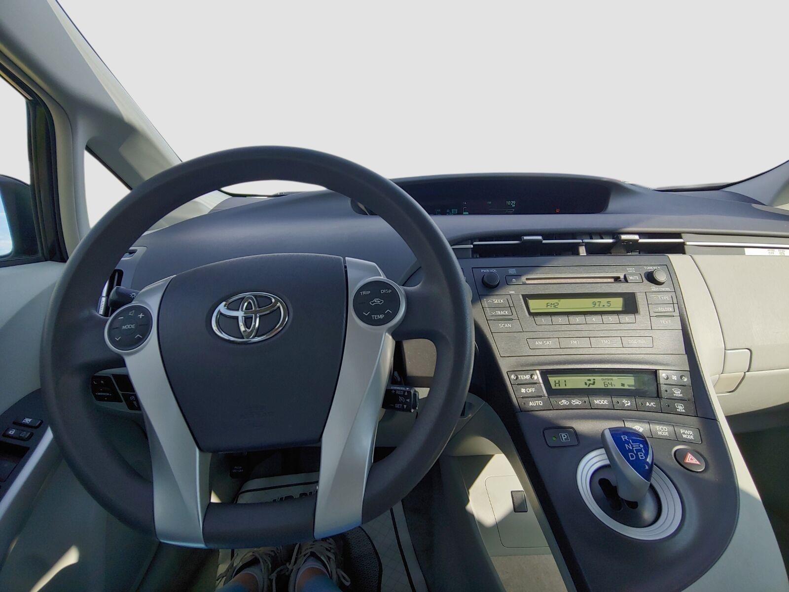 2011 Toyota Prius I